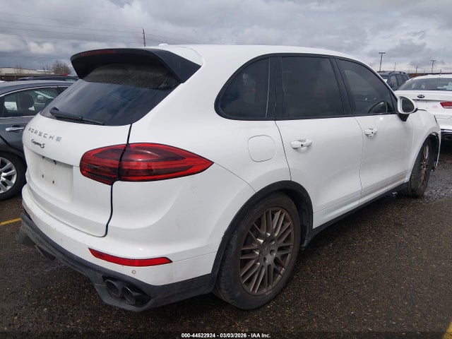 2016 PORSCHE CAYENNE WP1AB2A28GLA96350 Photo 3
