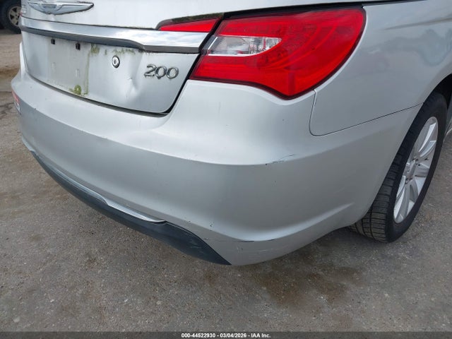44522930 :رقم المزاد ، 1C3BCBEB6CN218378 vin ، 2012 Chrysler 200 Touring مزاد بيع