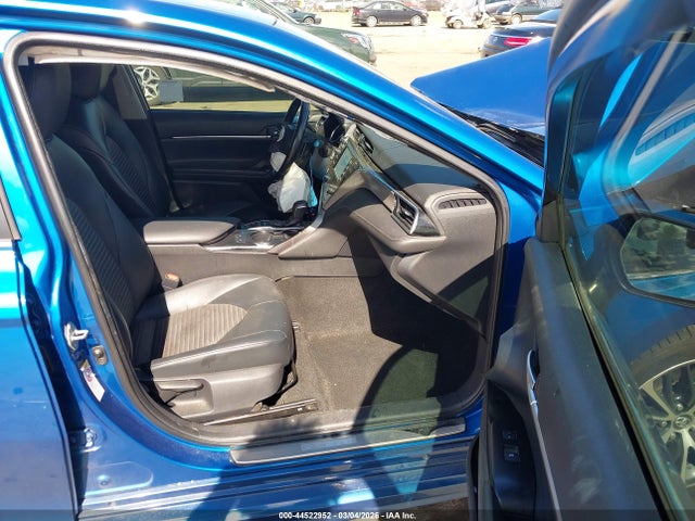 2018 TOYOTA CAMRY HYBRID 4T1B21HK4JU009756 Photo 4