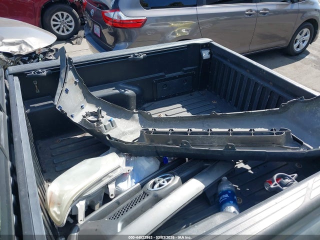 Toyota Tacoma Prerunner 2015 5TFJX4GN8FX044661 Image 12
