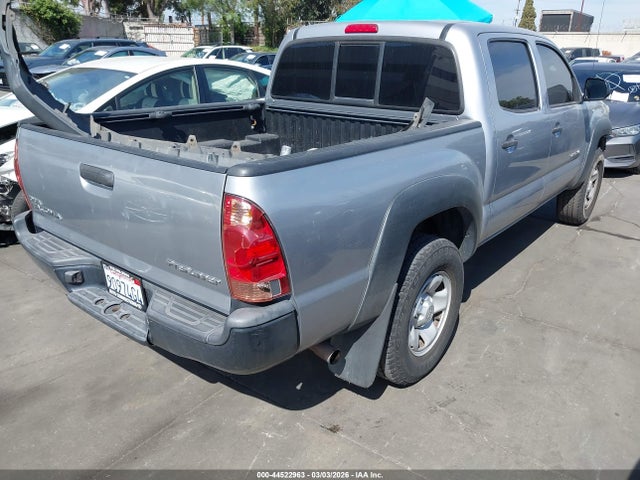Toyota Tacoma Prerunner 2015 5TFJX4GN8FX044661 Image 4