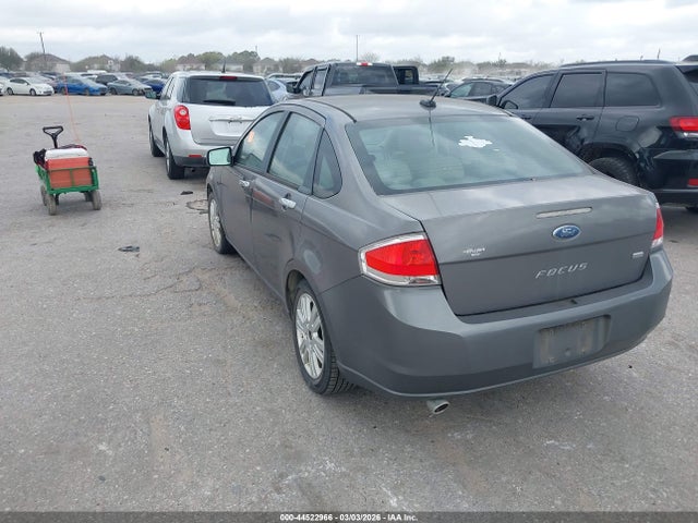 2011 FORD FOCUS 1FAHP3HN3BW169385 Photo 2