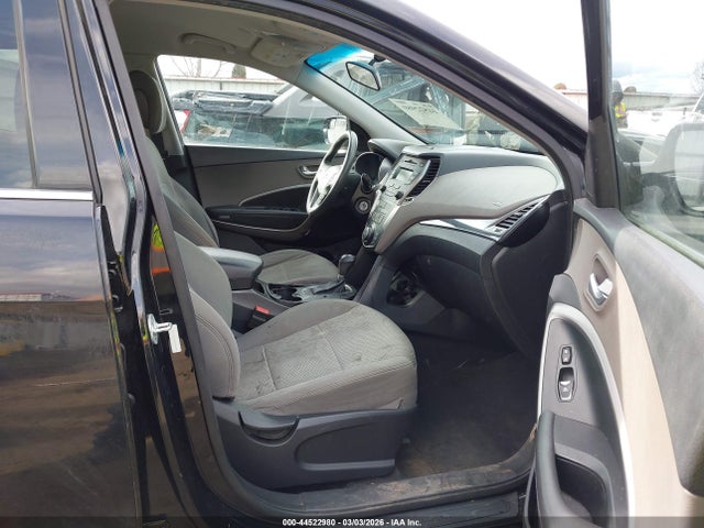 5XYZTDLB4GG342686 Hyundai Santa Fe Sport 2.4l