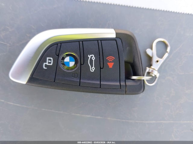 44522982 :رقم المزاد ، 3MW23CM00S8F24122 vin ، 2025 Bmw 230i مزاد بيع