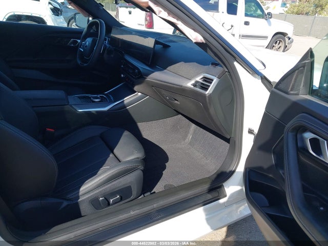 44522982 :رقم المزاد ، 3MW23CM00S8F24122 vin ، 2025 Bmw 230i مزاد بيع