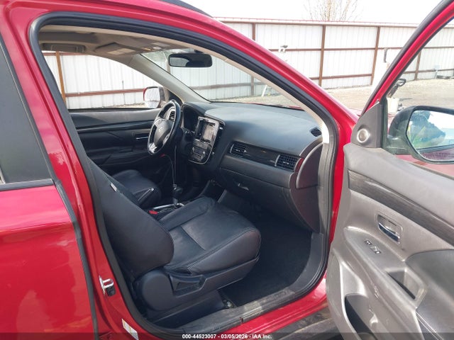 2016 MITSUBISHI OUTLANDER JA4AD3A36GZ038836 Photo 4