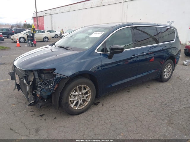 Chrysler Pacifica Select 2025 2C4RC1BG1SR554817 Image 2