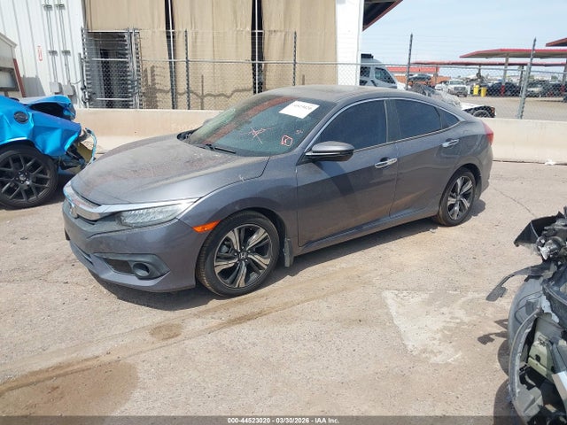 Honda Civic Touring 2016 19XFC1F91GE004766 Image 2