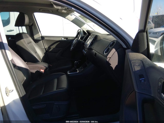 WVGAV7AX3FW508538 Volkswagen Tiguan Sel