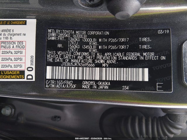 Toyota 4RUNNER SR5 2019 JTEBU5JR7K5695666 Image 9
