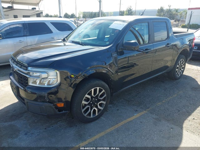 3FTTW8E3XNRA72957 Ford Maverick Lariat