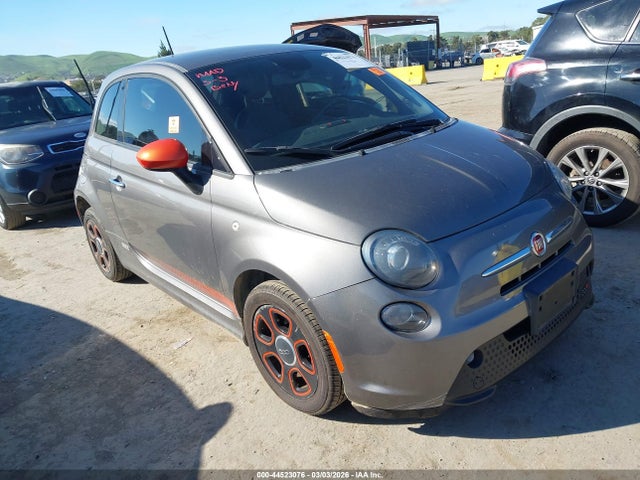 2013 FIAT 500E 3C3CFFGEXDT744380