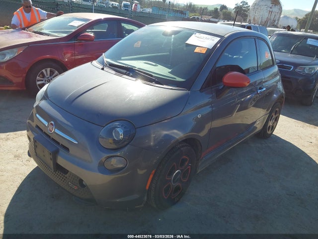 2013 FIAT 500E 3C3CFFGEXDT744380 Photo 1
