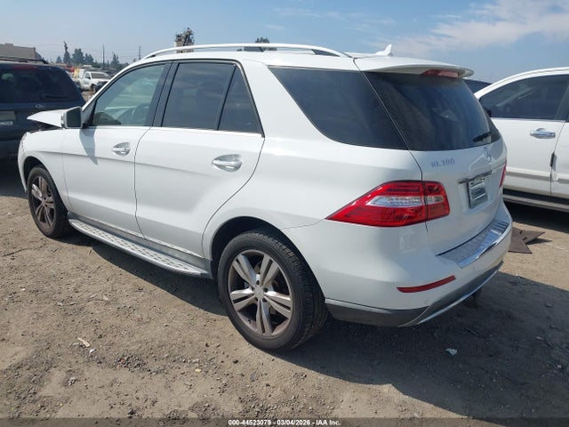 2015 MERCEDES-BENZ ML 350 4JGDA5JB0FA507894 Photo 2