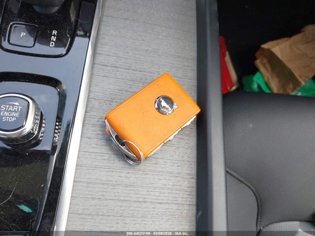 2025 VOLVO XC60 YV4M12RC3S1170726 Photo 10