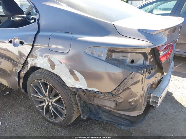 4T1G11AK0NU691267 Toyota CAMRY SE