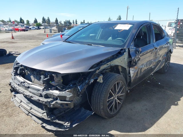 4T1G11AK0NU691267 Toyota CAMRY SE
