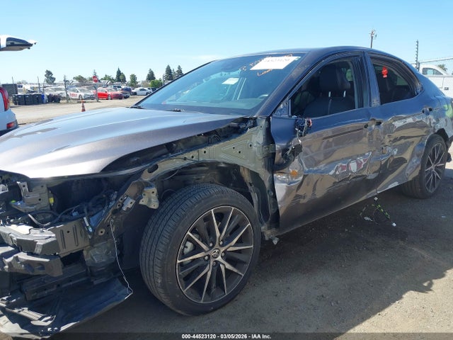 4T1G11AK0NU691267 Toyota CAMRY SE