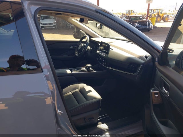 2023 NISSAN ROGUE 5N1BT3CA8PC925927 Photo 4