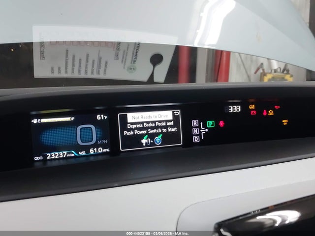 JTDKBRFU0G3526929 Toyota Prius Two