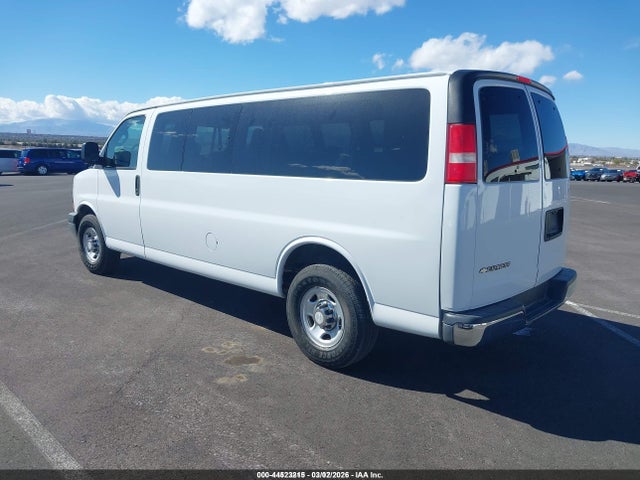 1GAZGPFG1H1237076 Chevrolet Express 3500 Lt