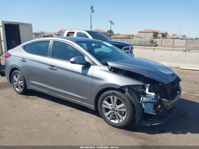 KMHD84LFXJU557327 Hyundai ELANTRA SEL