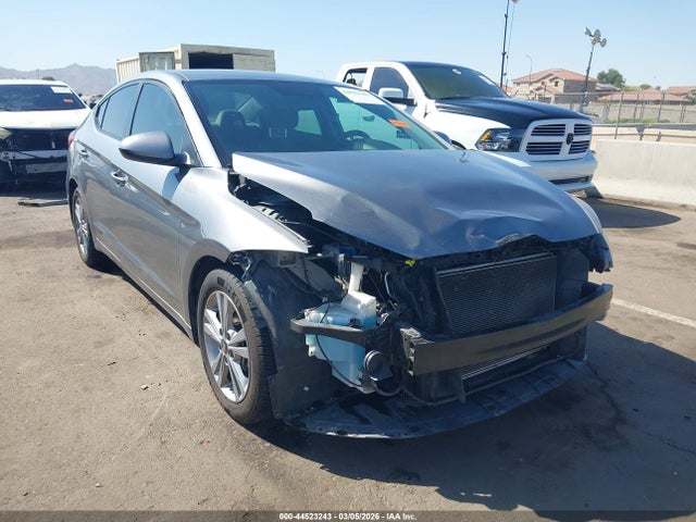 KMHD84LFXJU557327 Hyundai ELANTRA SEL