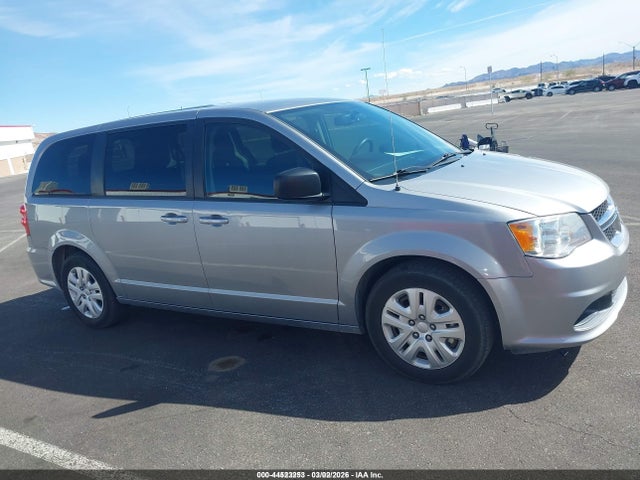 2C4RDGBGXJR254823 Dodge Grand Caravan Se
