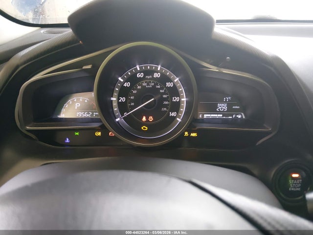 44523264 :رقم المزاد ، JM1DKBC71G0122103 vin ، 2016 Mazda Cx-3 Touring مزاد بيع