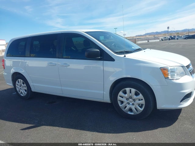 2C4RDGBG3JR254825 Dodge Grand Caravan Se