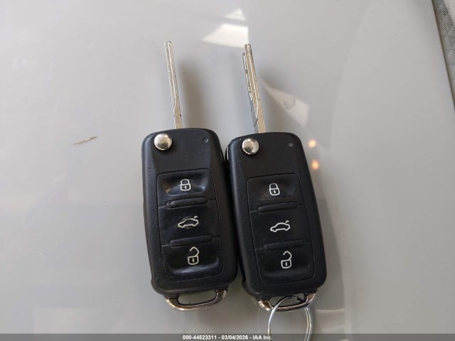Aukcja sprzedaży 2015 Volkswagen Jetta 2.0l S, vin: 3VW2K7AJ5FM242062, numer aukcji: 44523311