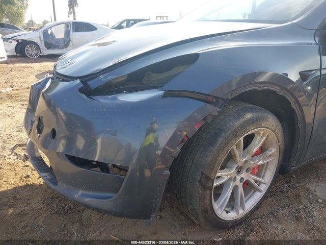 2023 TESLA MODEL Y 7SAYGDEE1PF799151 Photo 5