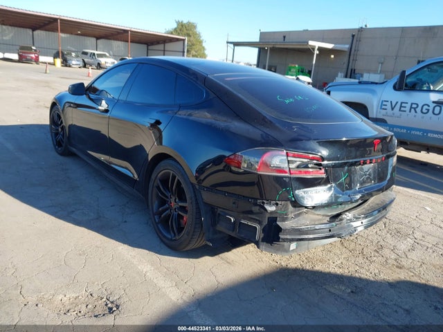 2015 TESLA MODEL S 5YJSA1E21FF105775 Photo 2