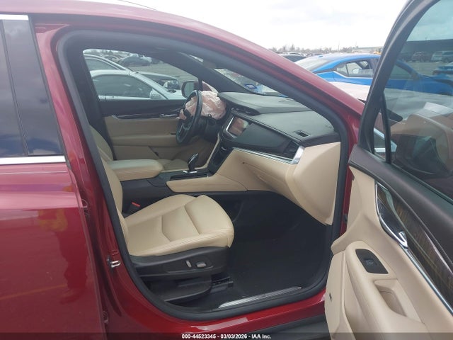 2017 CADILLAC XT5 1GYKNARS8HZ251905 Photo 4