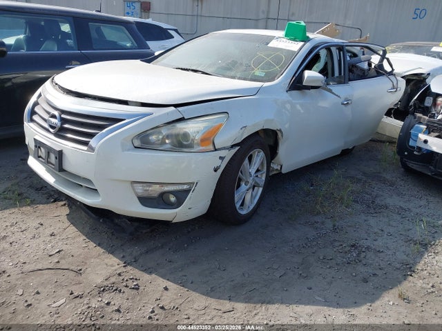Nissan Altima 2.5 Sv 2015 1N4AL3AP6FC154542 Image 2