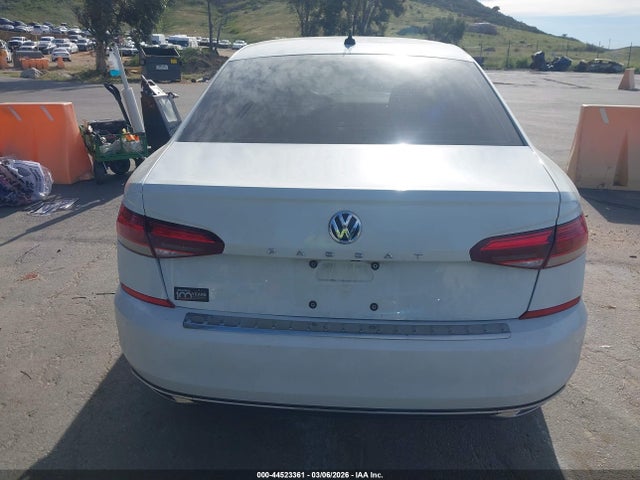 Продаж на аукціоні авто 2021 Volkswagen Passat 2.0t Se, vin: 1VWSA7A38MC014530, номер лоту: 44523361