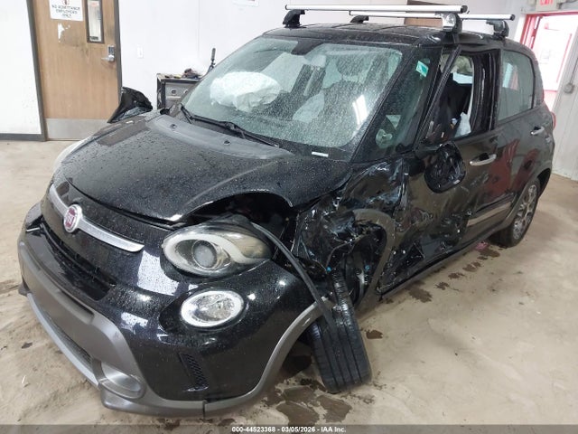 2014 FIAT 500L ZFBCFADH9EZ023381 Photo 1