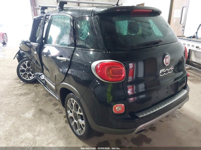 2014 FIAT 500L ZFBCFADH9EZ023381 Photo 2