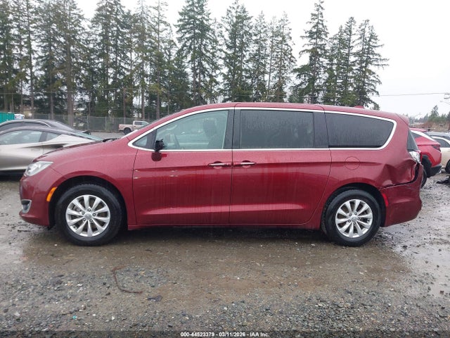 2018 Chrysler Pacifica Touring Plus მანქანა იყიდება აუქციონზე, vin: 2C4RC1FG3JR157408, აუქციონის ნომერი: 44523379