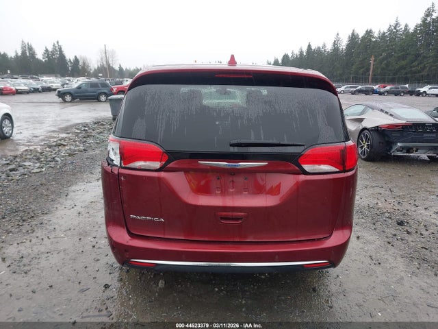 2018 Chrysler Pacifica Touring Plus მანქანა იყიდება აუქციონზე, vin: 2C4RC1FG3JR157408, აუქციონის ნომერი: 44523379