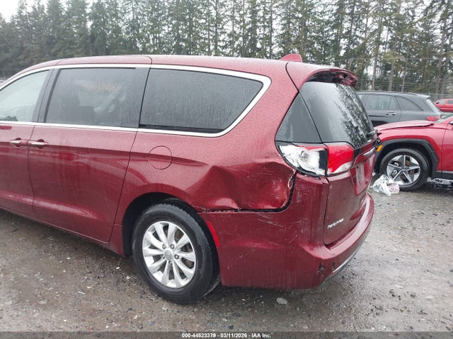 2018 Chrysler Pacifica Touring Plus მანქანა იყიდება აუქციონზე, vin: 2C4RC1FG3JR157408, აუქციონის ნომერი: 44523379
