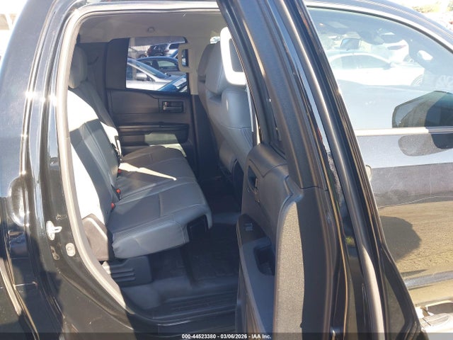 5TFRM5F15JX132589 Toyota Tundra Sr 4.6l V8