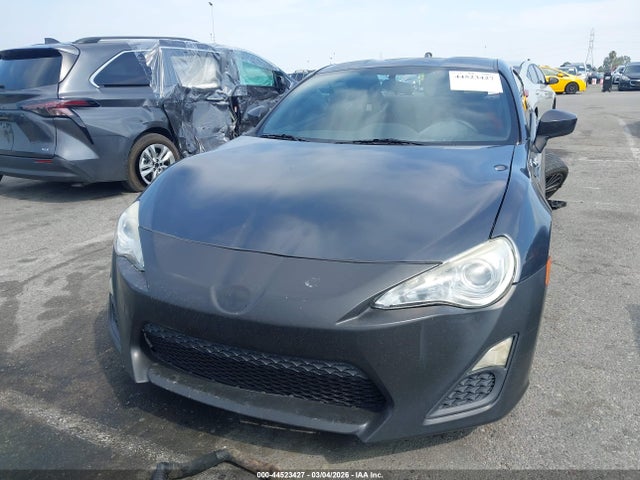 Scion FR-S 2015 JF1ZNAA19F8712982 Image 12
