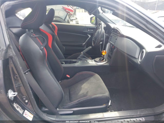 Scion FR-S 2015 JF1ZNAA19F8712982 Image 5