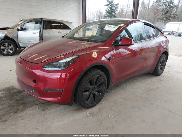 2025 Tesla Model Y Long Range Dual Motor All-wheel Drive მანქანა იყიდება აუქციონზე, vin: 7SAYGDEE3SA340743, აუქციონის ნომერი: 44523442