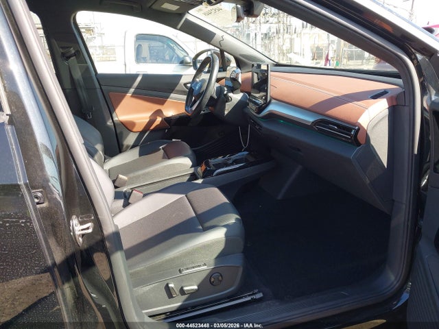 2021 VOLKSWAGEN ID.4 WVGTMPE22MP053019 Photo 4