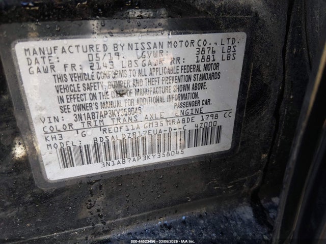 3N1AB7AP3KY358045 Nissan SENTRA SV