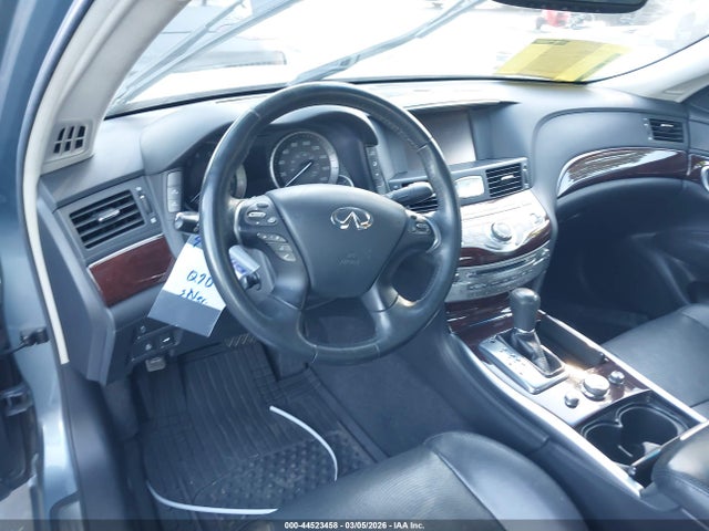 JN1BY1AP8HM740793 Infiniti Q70 3.7