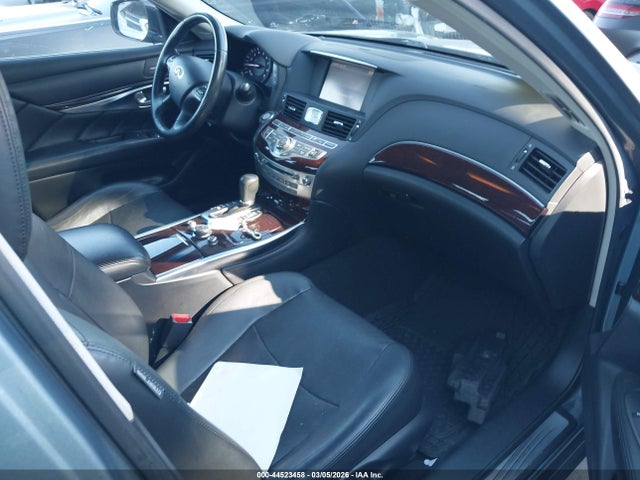 JN1BY1AP8HM740793 Infiniti Q70 3.7