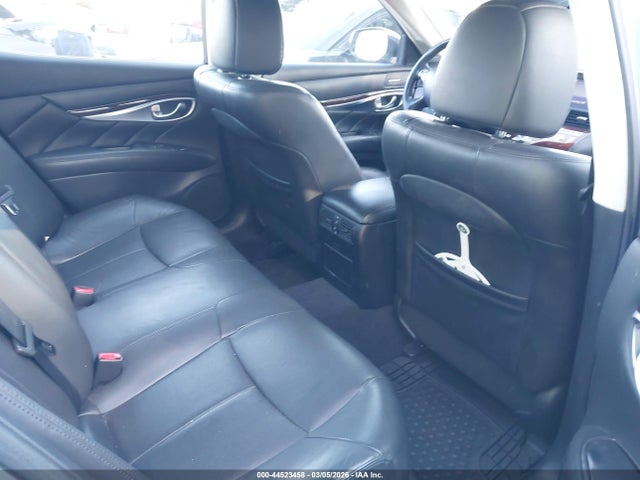 JN1BY1AP8HM740793 Infiniti Q70 3.7